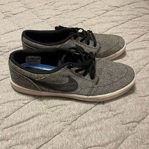Nike SB Shoes Size 11